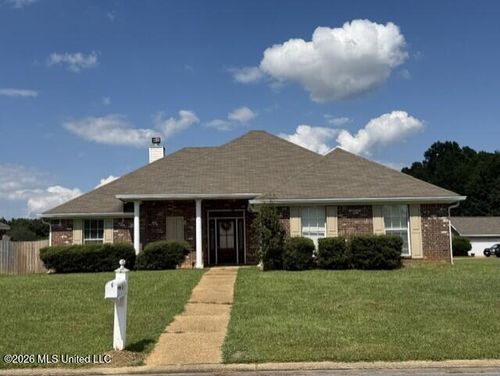 624 Oak Ridge Way, Pearl, MS, 39208 | Card Image