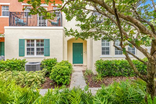 621-621 Sw 2nd Drive, Pompano Beach, FL, 33060 | Card Image