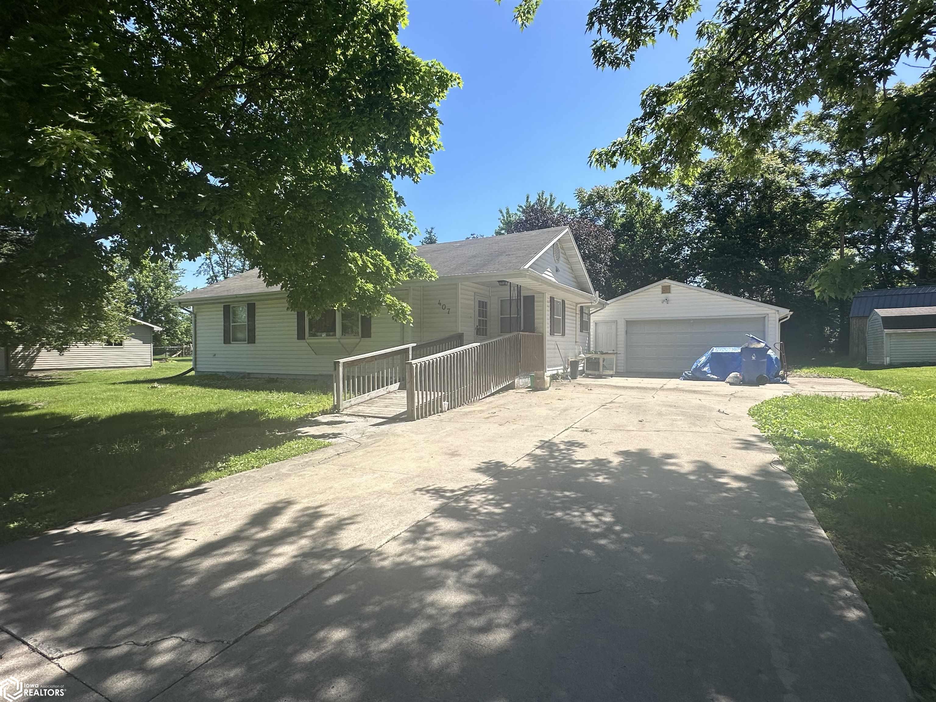 Grimmell Rd, Jefferson, IA 50129