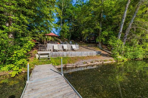 123 Peninsula Drive, Poultney, VT, 05764 | Card Image