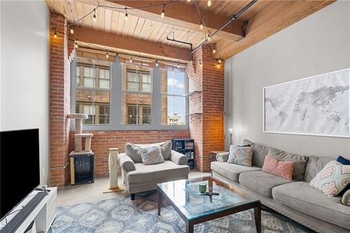 401-712 Broadway Blvd, Kansas City, MO, 64105-1545 | Card Image