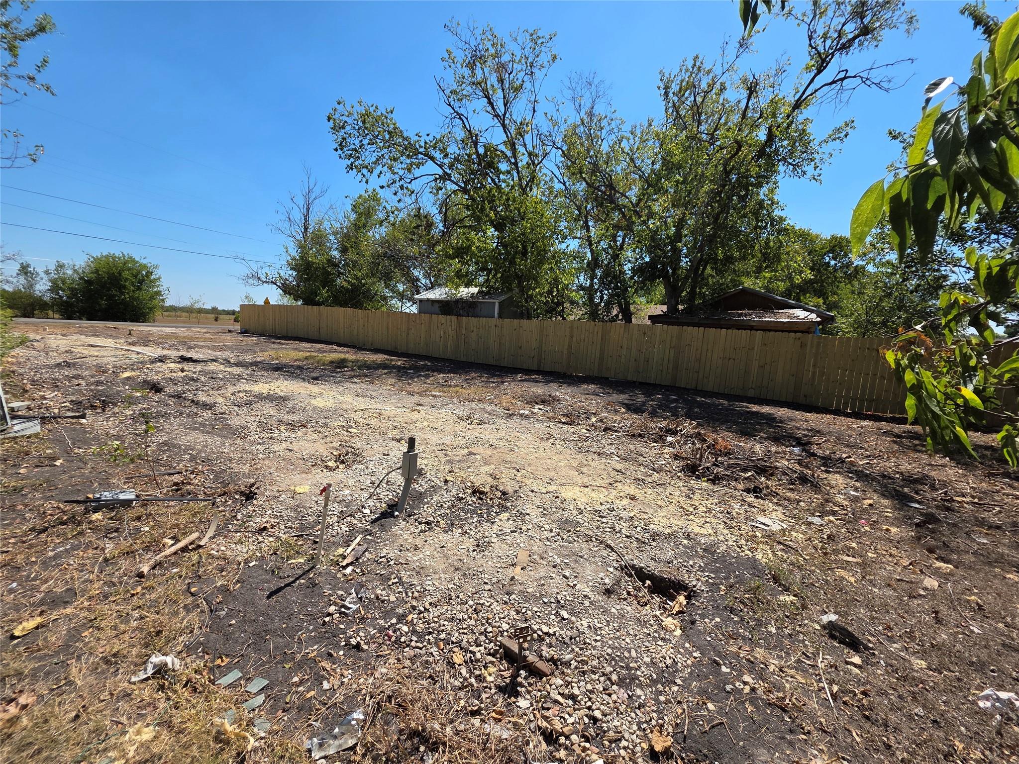 Land in Taylor