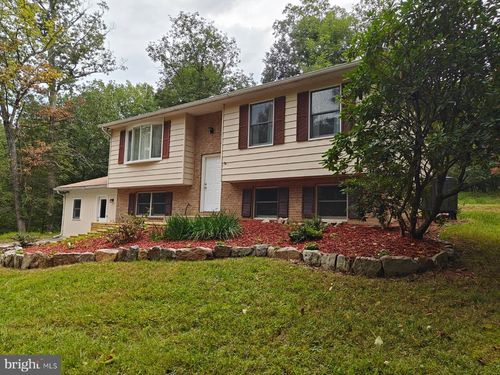 36 Snake Ln, HEDGESVILLE, WV, 25427-5639 | Card Image