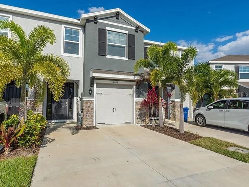 8688 Ice Wine St, SARASOTA, FL, 34238-2403 | Card Image