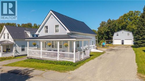 6 Armstrong St, St. Stephen, NB, E3L2M4 | Card Image
