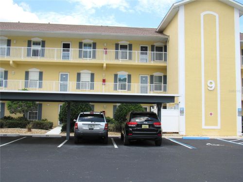 933-175 Kings Hwy, PUNTA GORDA, FL, 33983-5220 | Card Image