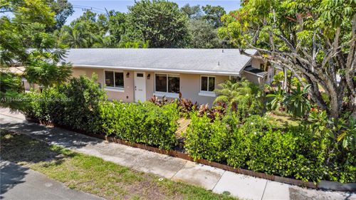 2-1619 Sw 8th Ave, Fort Lauderdale, FL, 33315-1614 | Card Image