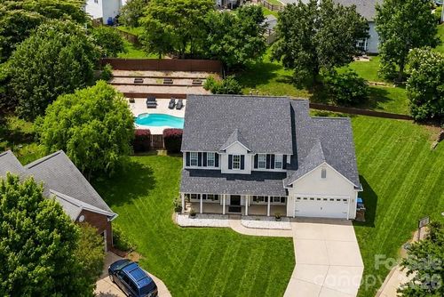 12900 Mccahan Ln, Huntersville, NC, 28078-7754 | Card Image