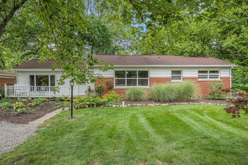 905 S Indiana Ave, Crown Point, IN, 46307-5002 | Card Image