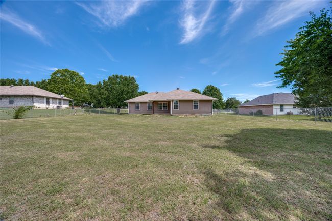 505 W Thomas St, House other with 4 bedrooms, 2 bathrooms and null parking in Leonard TX | Image 23