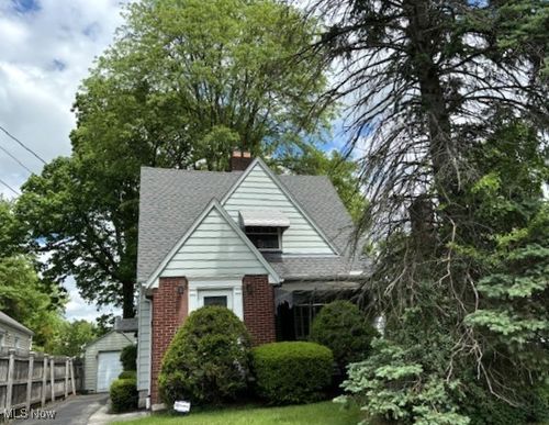 186 Maple Dr, Boardman, OH, 44512-1622 | Card Image