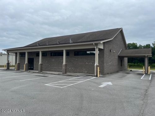 9041 Us Highway 17, Pollocksville, NC, 28573-9507 | Card Image