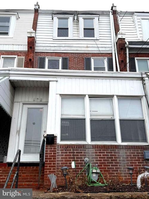 909 S Broom St, WILMINGTON, DE, 19805-4246 | Card Image