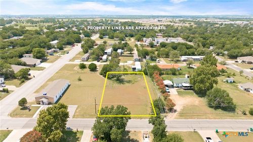 810 Harley Dr, Harker Heights, TX, 76548-1110 | Card Image