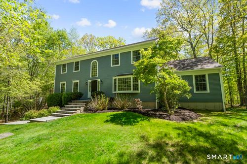 33 Topledge Rd, Redding, CT, 06896-1807 | Card Image