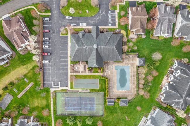 531 Pioneer Ln, Condo with 3 bedrooms, 3 bathrooms and 2 parking in Freedom PA | Image 47