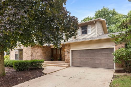 8 Keystone Ct, Bolingbrook, IL, 60440-1211 | Card Image