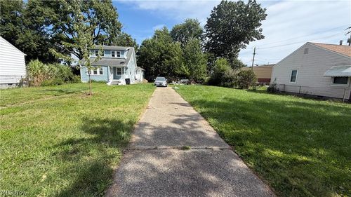 4711 W 147th St, Cleveland, OH, 44135-3407 | Card Image