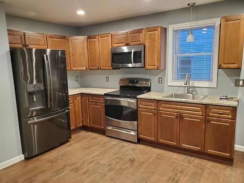 3-202 Hope St, Fall River, MA, 02721-6395 | Card Image