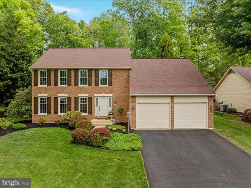 12852 Valleywood Dr, WOODBRIDGE, VA, 22192-3340 | Card Image