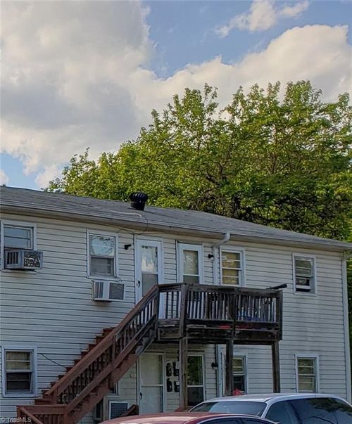 apt-4-216 Church St, Thomasville, NC, 27360-3864 | Card Image