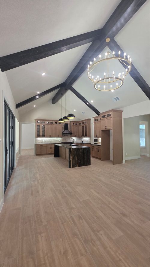 521 Glenwick Dr, Desoto, TX, 75115-4693 | Card Image