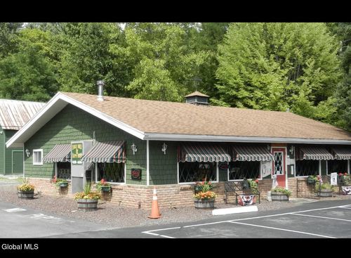 3721 Lake Shore Dr, Diamond Point, NY, 12824-2914 | Card Image
