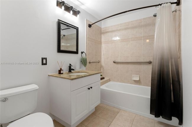 APT-25 - 22701 Camino Del Mar, Condo with 3 bedrooms, 2 bathrooms and null parking in Boca Raton FL | Image 16