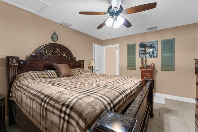 7489 Gates Cir, House other with 3 bedrooms, 2 bathrooms and null parking in SPRING HILL FL | Image 17