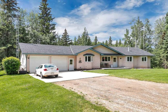 361052 Range Road 5 1, Home with 5 bedrooms, 3 bathrooms and 2 parking in Caroline AB | Image 1