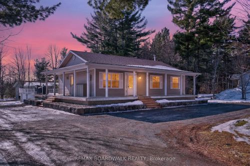 551 Mclachlan Rd, White Lake, ON, K0A3L0 | Card Image