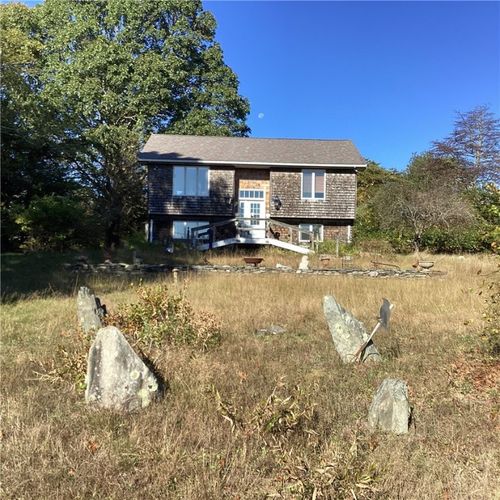 19 Merrill Ave, Prudence Island, RI, 02872 | Card Image