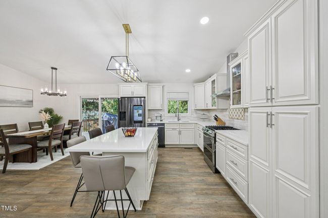 17-web-or-mls-Suterland Rd-2406-017 | Image 17