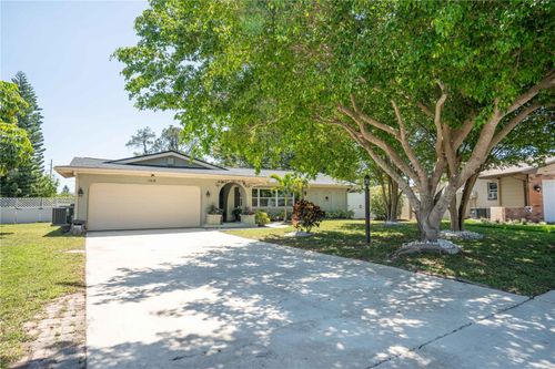 11438 126th Ter, LARGO, FL, 33778-1915 | Card Image