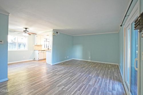 2-434 N Oakland Ave, Pasadena, CA, 91101-1442 | Card Image