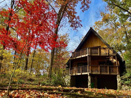 90 Partridge Hill Road, Hyde Park, NY, 12538 | Card Image