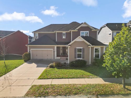 15930 Elmwood Way, Apple Valley, MN, 55124-4250 | Card Image