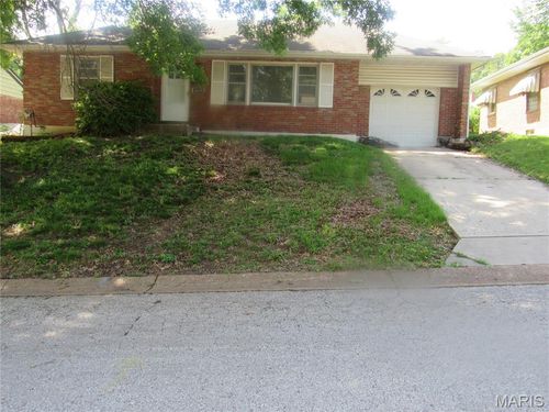 4409 Colonial Avenue, St Louis, MO, 63121 | Card Image