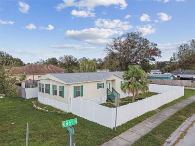 6770 70 Th Avenue N, House other with 3 bedrooms, 2 bathrooms and null parking in Pinellas Park FL | Image 2