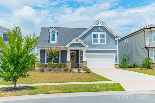 558 Red Wolf Ln, Clover, SC, 29710-6728 | Card Image