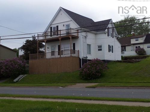 436 Purves St, North Sydney, NS, B2A1C9 | Card Image