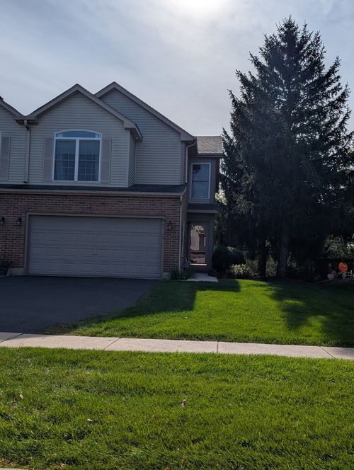 5739 Fieldstone Trail, McHenry, IL, 60050 | Card Image