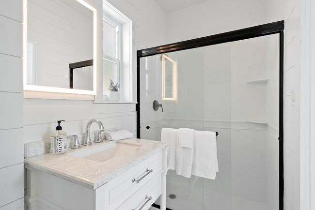 Bathroom 1 Ensuite | Image 15