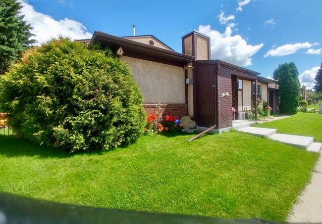 4621 44 Street, Home with 2 bedrooms, 3 bathrooms and 1 parking in Red Deer AB | Image 42