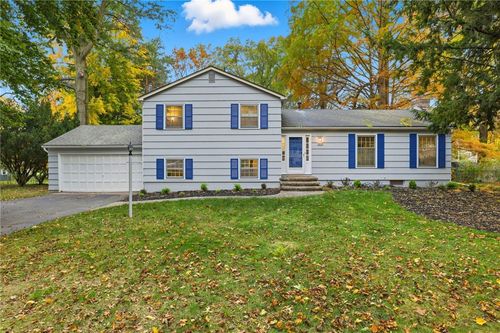 343 East St, Pittsford, NY, 14534-3613 | Card Image