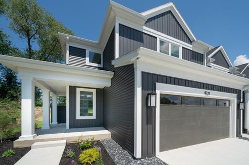 4135 Corvo Trce, Kalamazoo, MI, 49006-6174 | Card Image