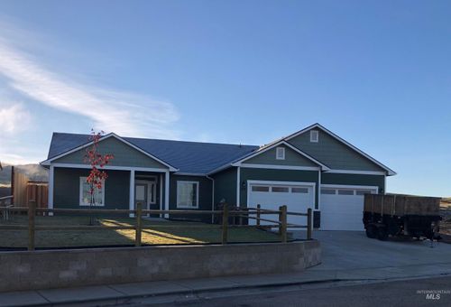 885 S Iowa Ave, Payette, ID, 83661-3008 | Card Image