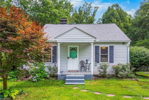 1093 Gordon Rd, Pinnacle, NC, 27043-8434 | Card Image