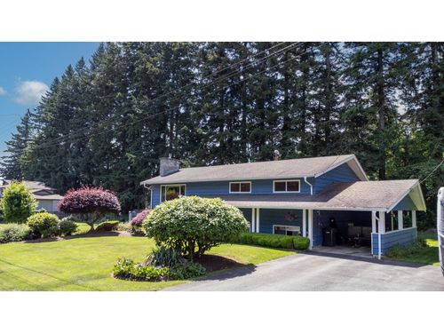 3267 Chestnut St, Abbotsford, BC, V2S4M2 | Card Image