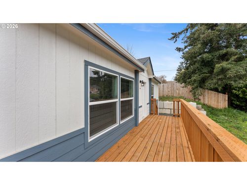 380 E 6th St, Coquille, OR, 97423 | Card Image